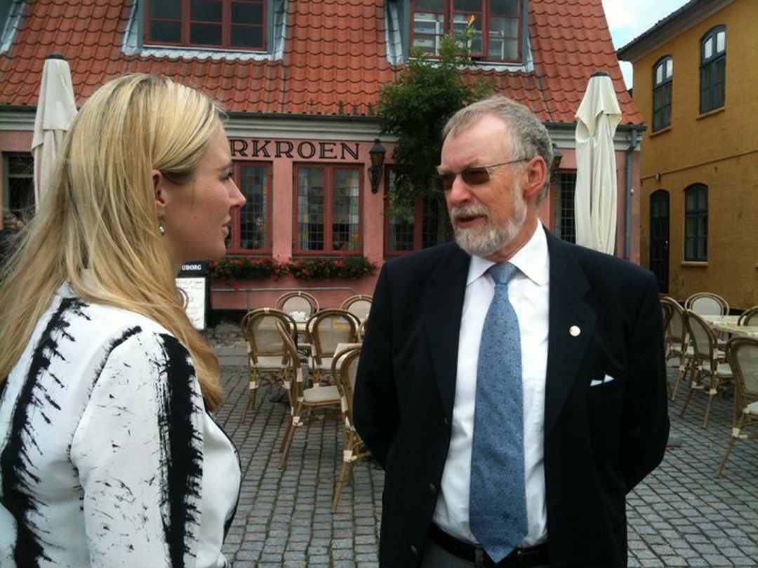 Dines Bogø
